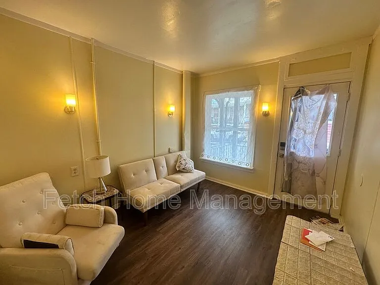1024 Birch St — Photo 5