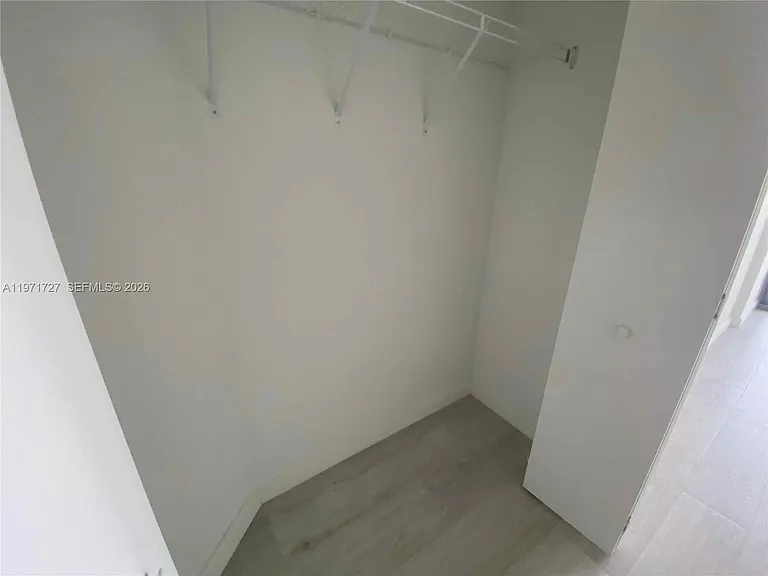 45 SW 9th St #3703 — Photo 43