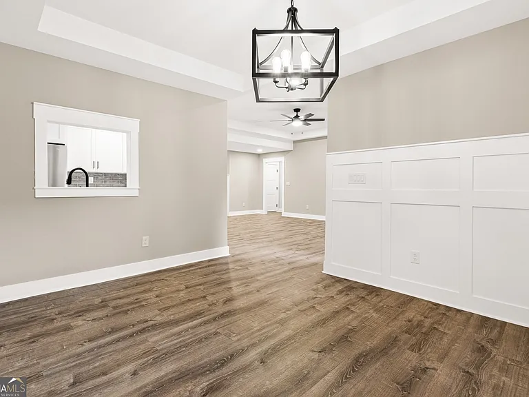 240 Clearwater Dr — Photo 6