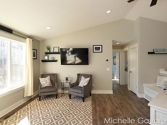 5th image of 4554 Juneberry Ct