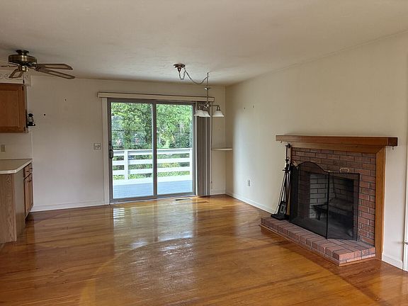3rd image of 90 Captain York Road