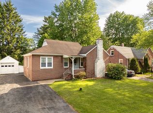 307 Shaver Ave, North Syracuse, NY 13212
