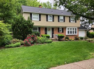 306 Westwood Dr W, West Deptford, NJ 08096