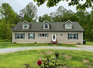 404 Rocky Rd, Stanardsville, VA 22973