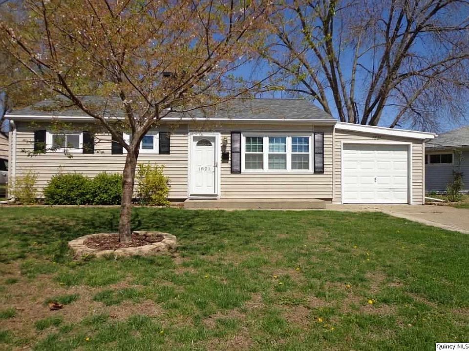 1st image of 1821 S Granview Dr