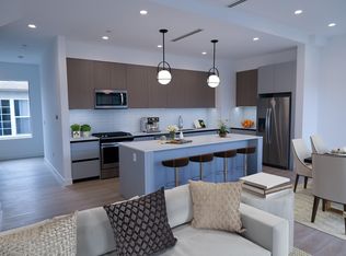 2019 Preuss Rd #B, Los Angeles, CA 90034