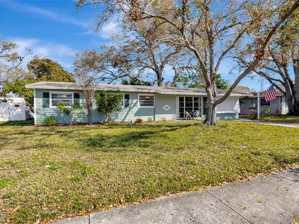 4423 W Montgomery Ave, Tampa, FL 33616