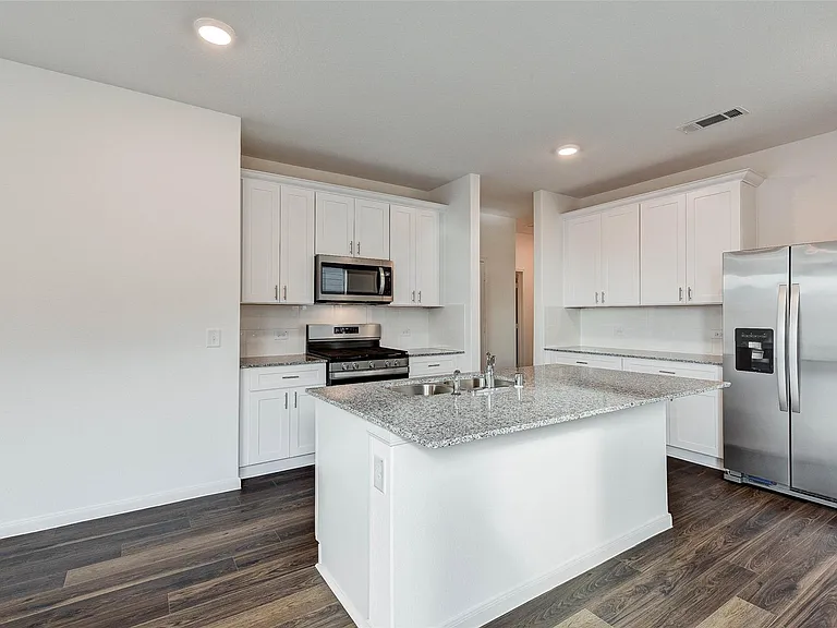 25821 Hedgerow Dr — Photo 14