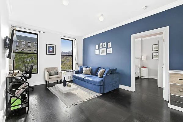 Sold by Compass | media 5