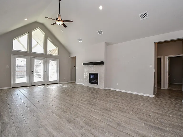 18331 Pedernales Springs Dr — Photo 3