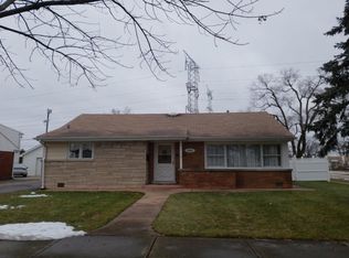 7428 Arcadia St, Morton Grove, IL 60053