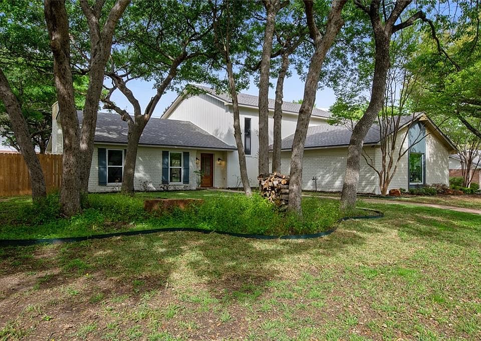 1st image of 10021 Burgundy Ln