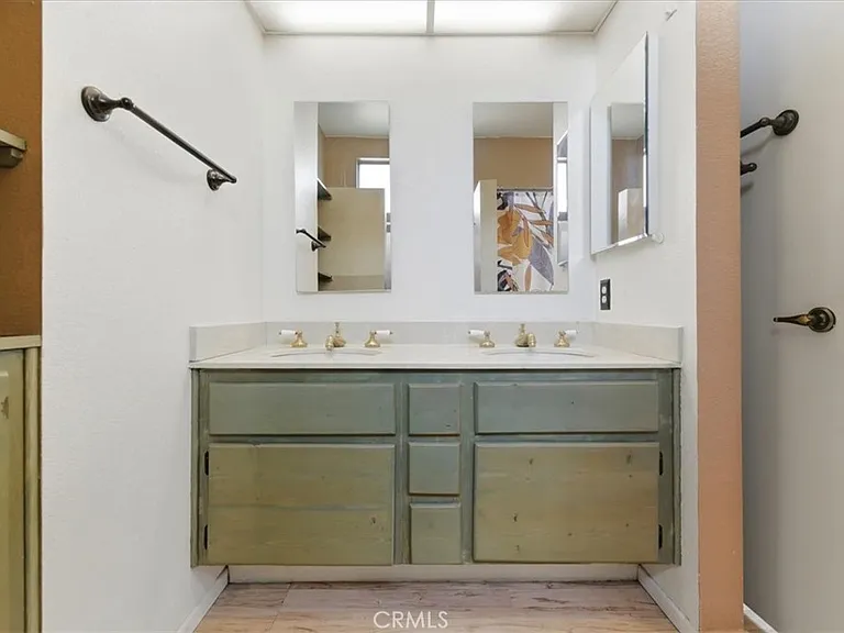 539 Wayland Ct — Photo 19