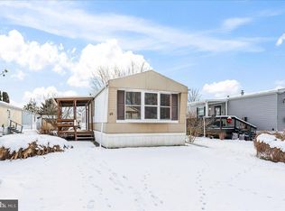 55 Penn Valley Vlg, Lititz, PA 17543