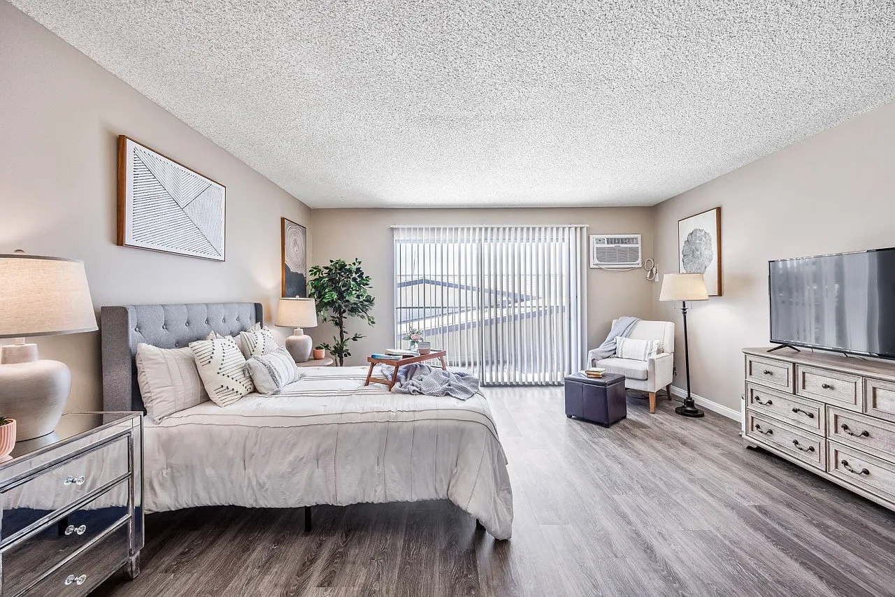 Sun City Gardens - 55+ Active Adult Apartments — Photo 3