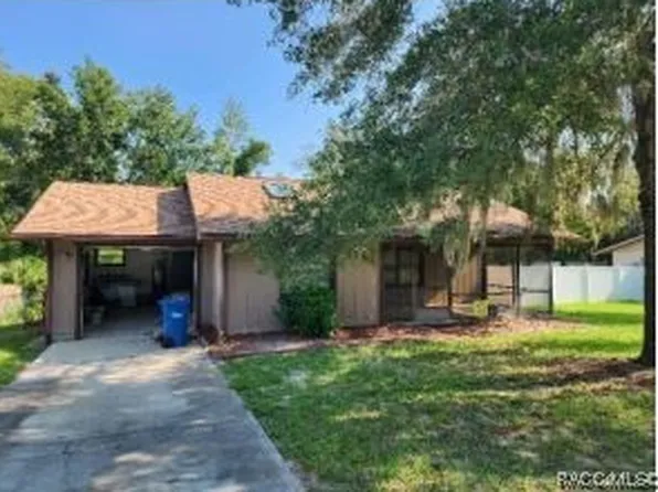 735 SE 9th Cir N, Crystal River, FL 34429