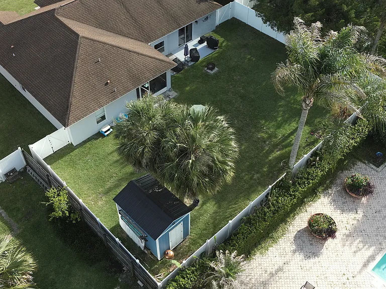 35 Prince Eric Ln — Photo 3