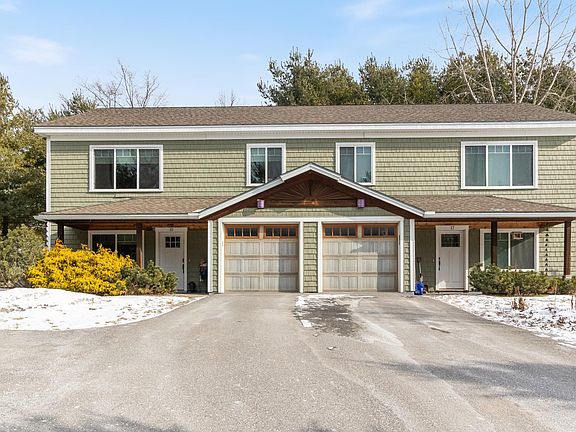 3rd image of 15 Webster Ridge #A