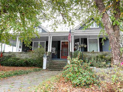 121 S McIntosh St, Elberton, GA, 30635