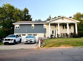 1830 Parklane St, Crete, NE 68333