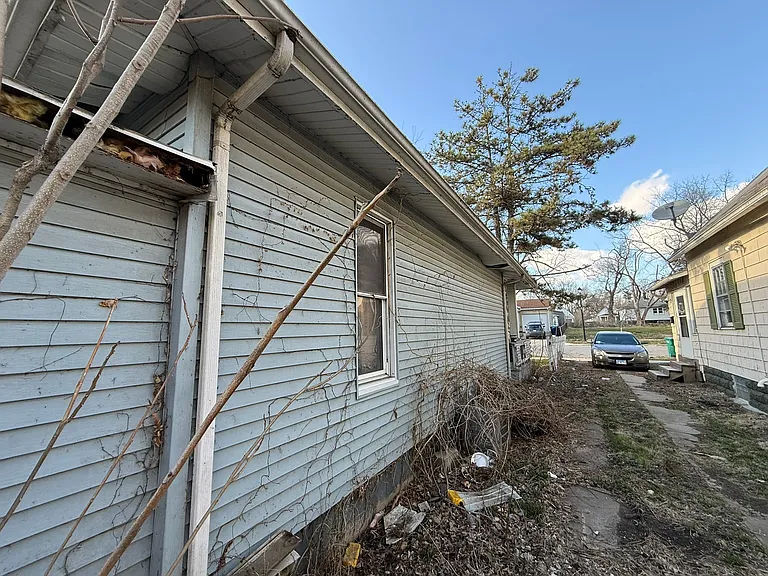 803 E Whitmer St — Photo 11