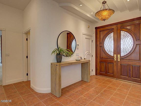 5th image of 203 Madera St