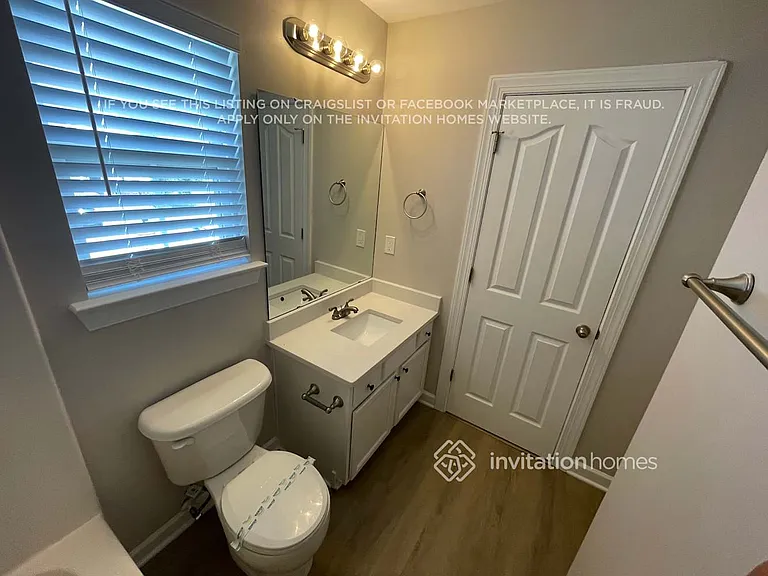 527 Clearwater Dr NW — Photo 17