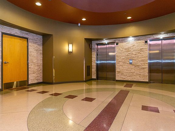 2nd image of 4350 N Broadway Ave #307