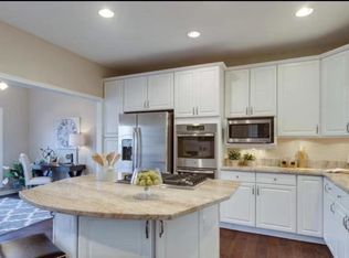11746 Valley Ridge Cir, Fairfax, VA 22033