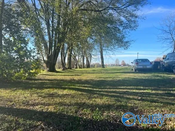 1 Cashin St NW, Decatur, AL 35601