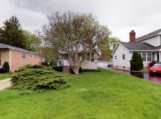 4025 Liberty Blvd, Westmont, IL