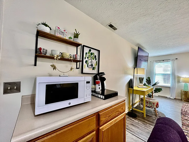 242 Overbrook Dr — Photo 11