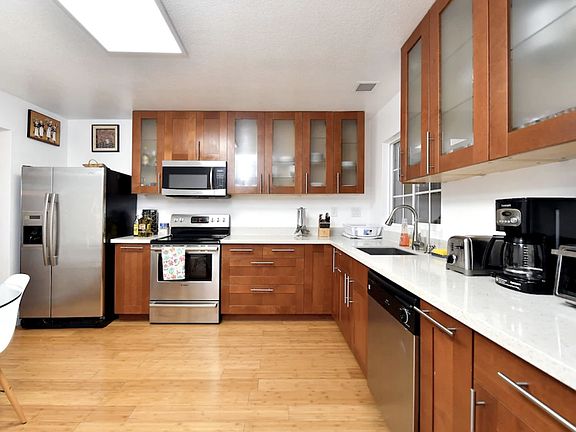 2nd image of 1340 48th Ave