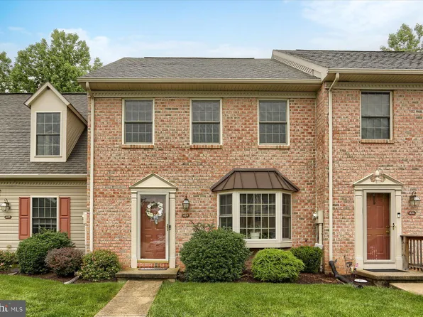 629 Glenbrook Dr, Harrisburg, PA 17110