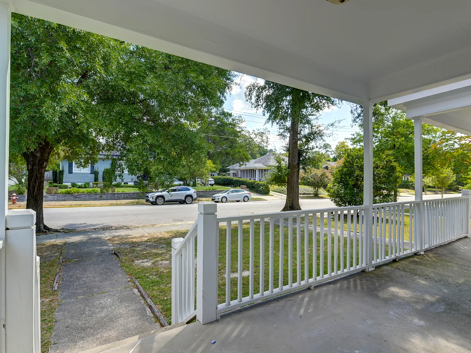 1133 Woodrow St — Photo 2