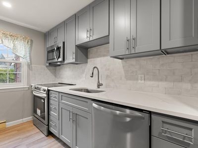 11 Colonial Village Dr APT 7, Arlington, MA, 02474
