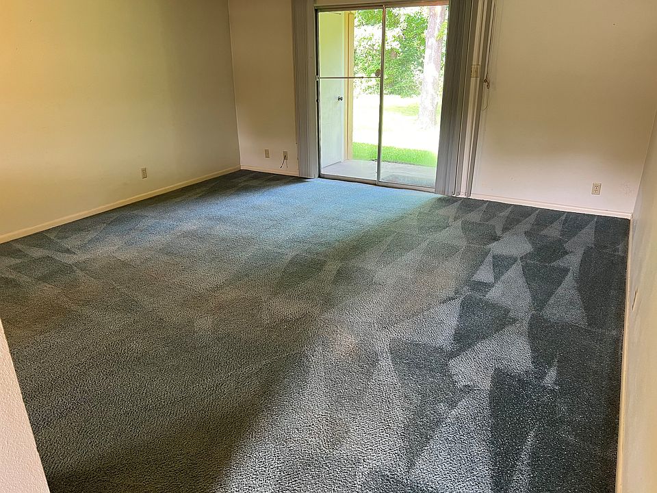 1st image of 517 S Hill Ave
