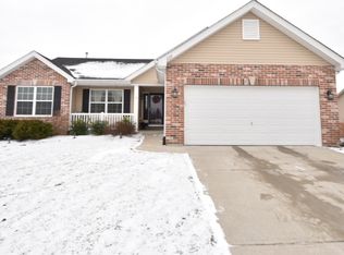 235 Edbrooke Dr, Shiloh, IL 62221