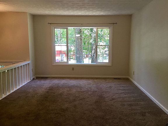 3rd image of 6244 Laurelwood Trl