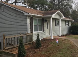 6553 Dodgen Rd SW, Mableton, GA 30126