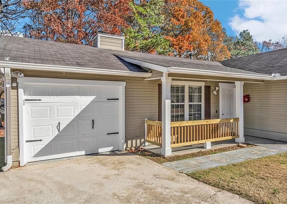 1st image of 10330 Wisteria Ln