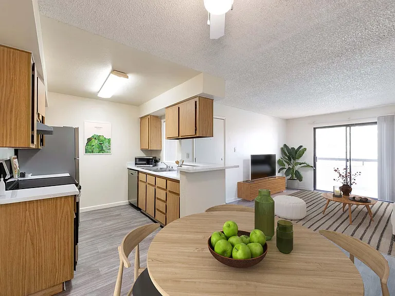Hidden Cove Apartments — Photo 31