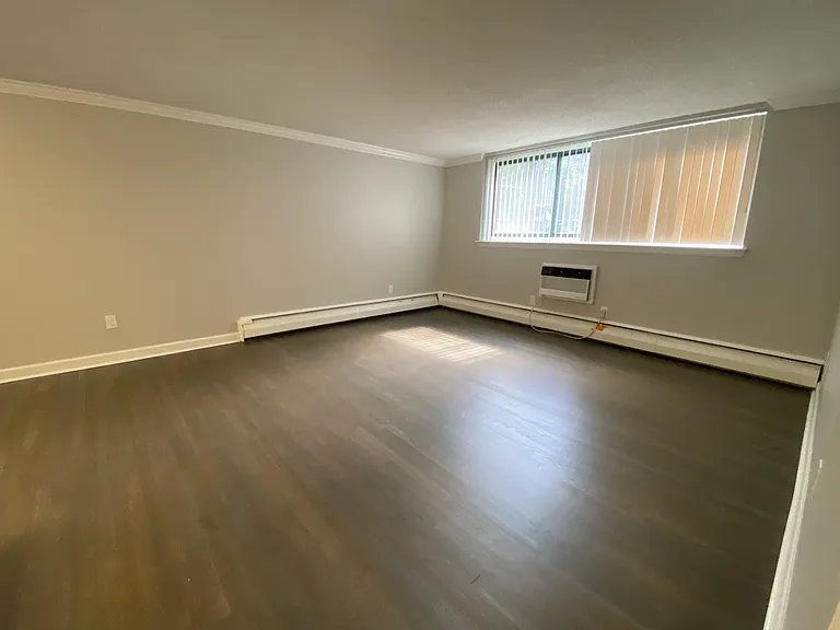 517 Washington St #3 — Photo 4