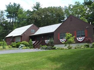 8 Bonnie Ln, Billerica, MA 01821