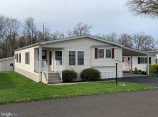 55 Country View Ln, Chalfont, PA 18914