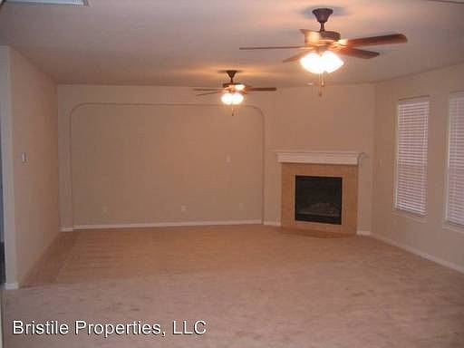 4th image of 2710 Mingus Dr