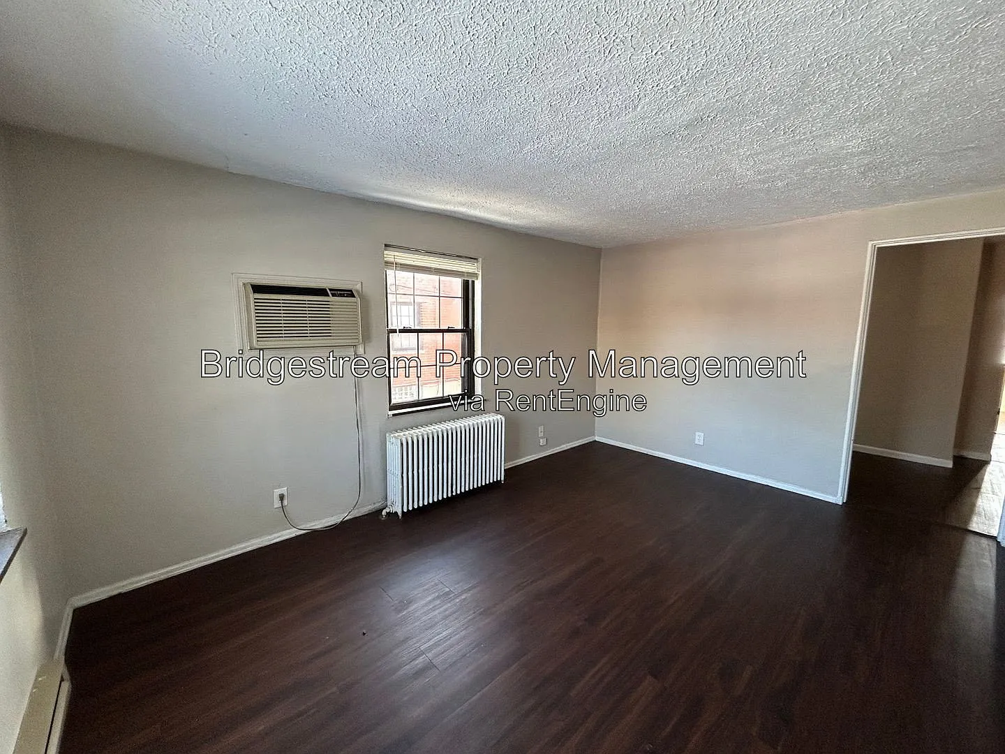 1 bed, 1.0 bath, $795 — Photo 2