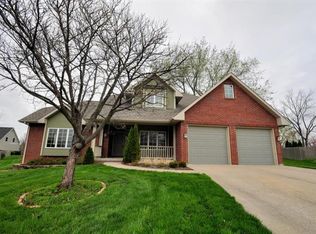 4901 McKenna Ct, Columbia, MO 65203