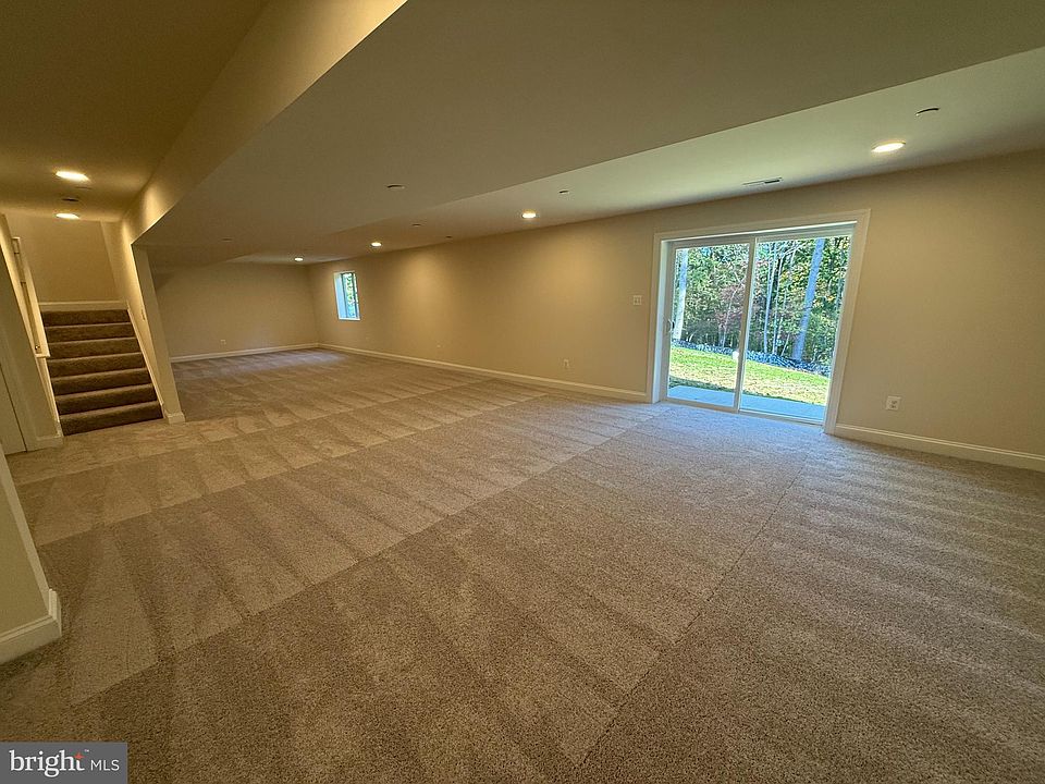2nd image of 3630 Dustins Ln
