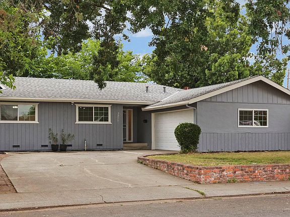 2nd image of 7213 Los Molinas Ln